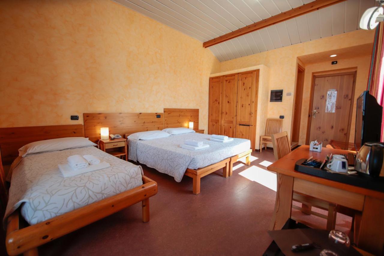 Pracatinat Hotel & Restaurant Fenestrelle Exteriér fotografie